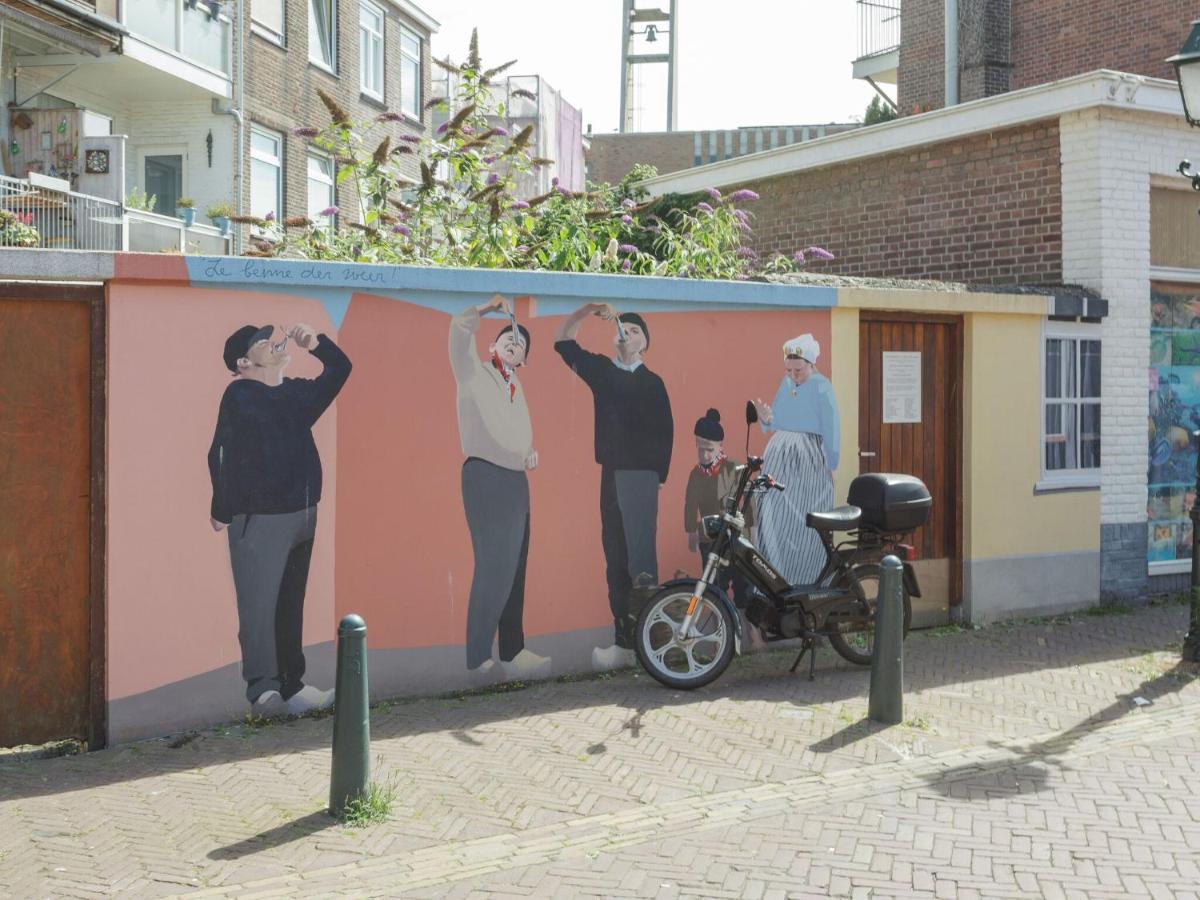 Picturesque Fisherman S House In Scheveningen Near The Shops The Hague Exterior photo