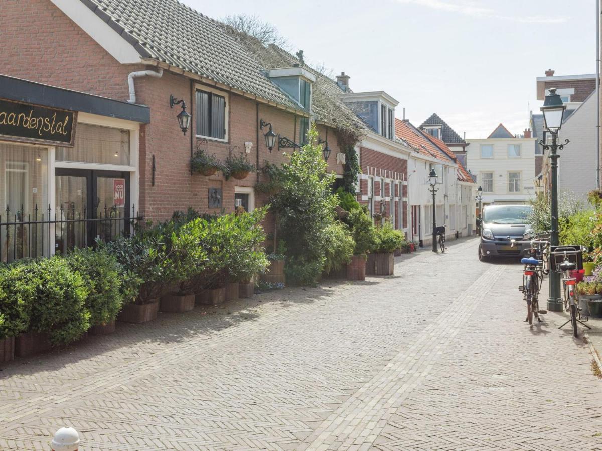 Picturesque Fisherman S House In Scheveningen Near The Shops The Hague Exterior photo
